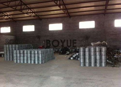 1-240R9223HS25.JPG Barbed Iron Wire(图3)