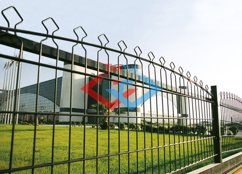 Pyramid Panel Fence(图1)