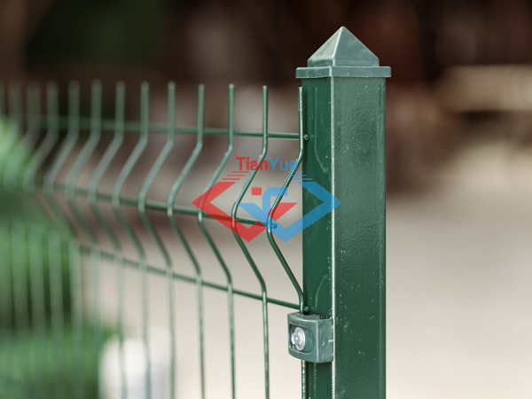 Wire Mesh Fence(图1) 1-21030Q40913311.jpg