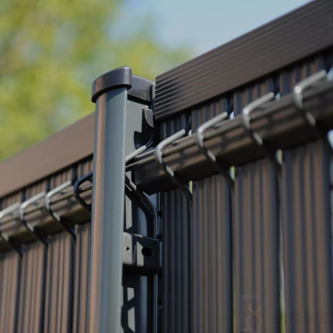 <strong>3D Welded Mesh Fence</strong>